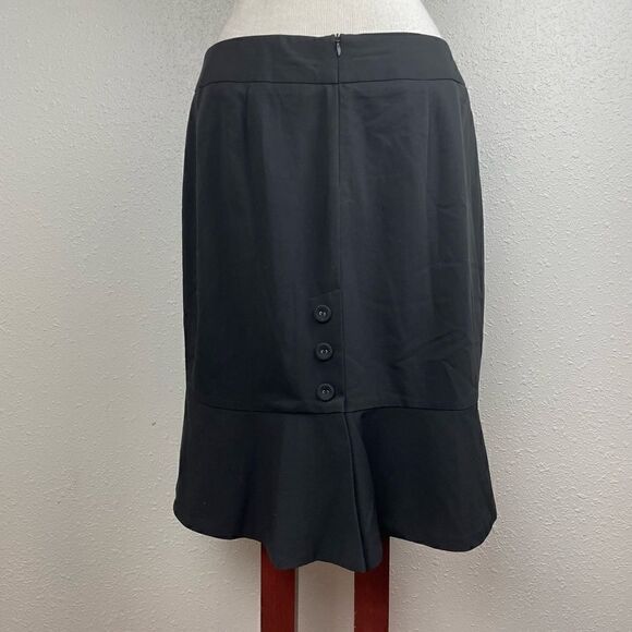 Larry Levine Black Stretch Midi Skirt Size 10 EUC - Picture 2 of 5